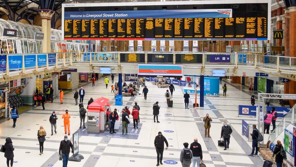 Liverpool Street railway station concourse